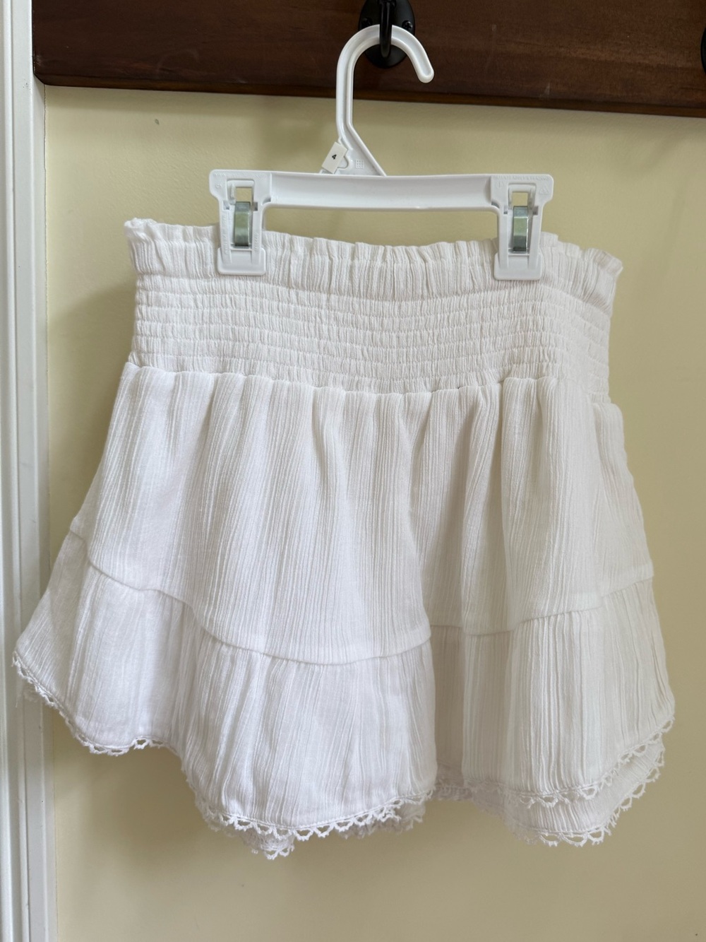 Aeropostale White Tiered Mini Skirt with Lace Hem